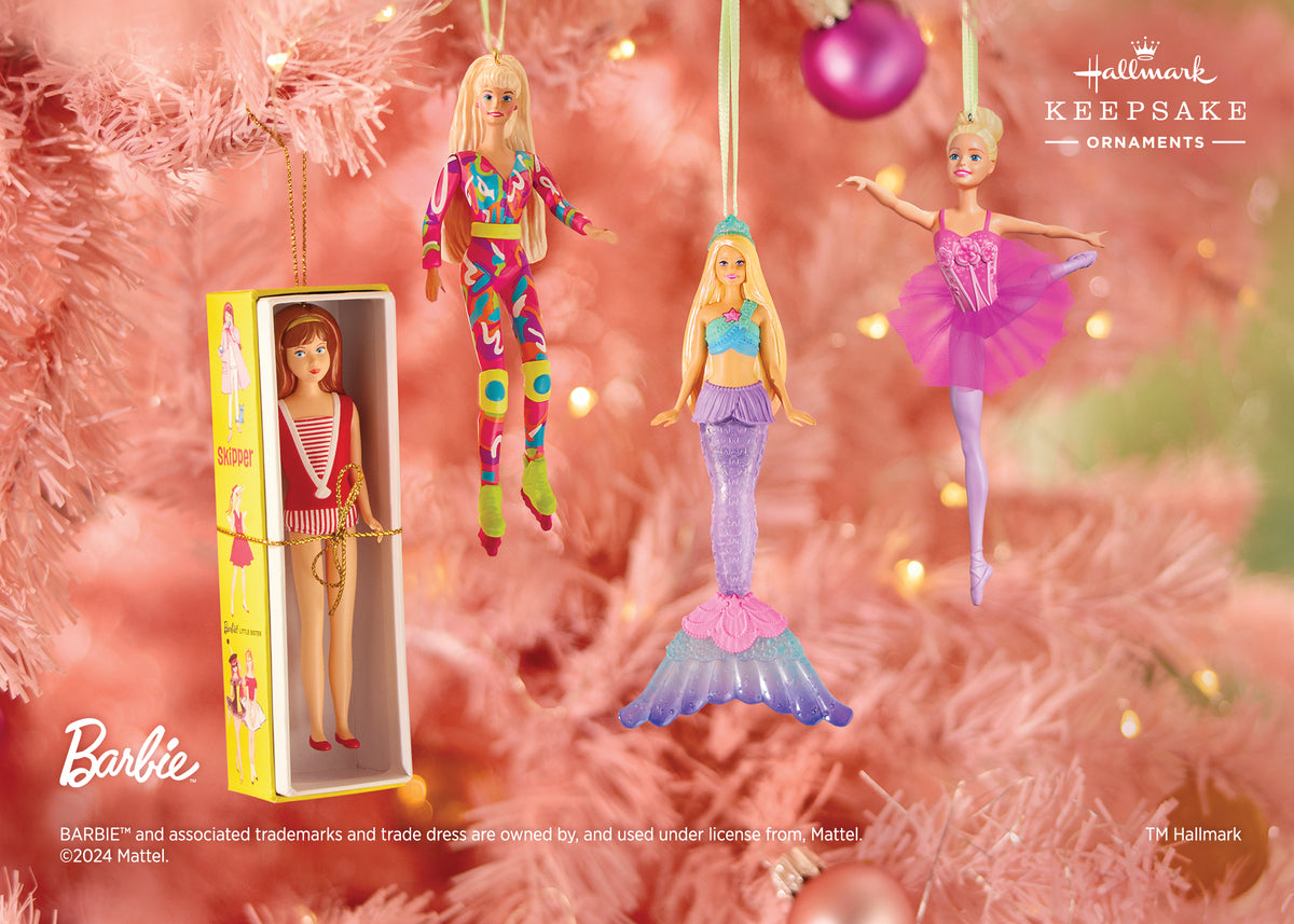 Silken Flame Barbie Ornament and Travel Case - QXM6031 BarbiePedia