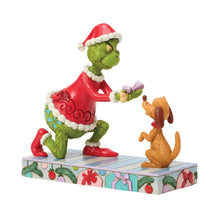 Load image into Gallery viewer, NEW - PRE-ORDER NOW - Grinch Giving Max a Bone Fig