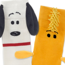 Load image into Gallery viewer, NEW- Peanuts® Snoopy and Woodstock Mismatched Novelty Socks