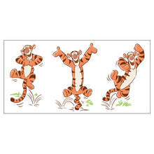 Load image into Gallery viewer, Disney Winnie the Pooh Bouncing Tigger Collectible Drinking Glass, 13.5 oz.