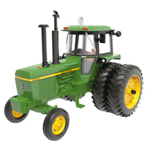 Load image into Gallery viewer, John Deere 4430 Tractor Metal Ornament
