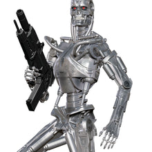 Load image into Gallery viewer, Terminator 2: Judgment Day T-800 Endoskeleton Ornament
