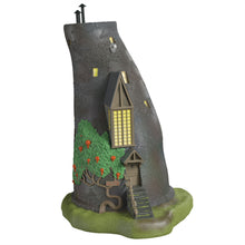 Load image into Gallery viewer, Harry Potter™ The Lovegood House
